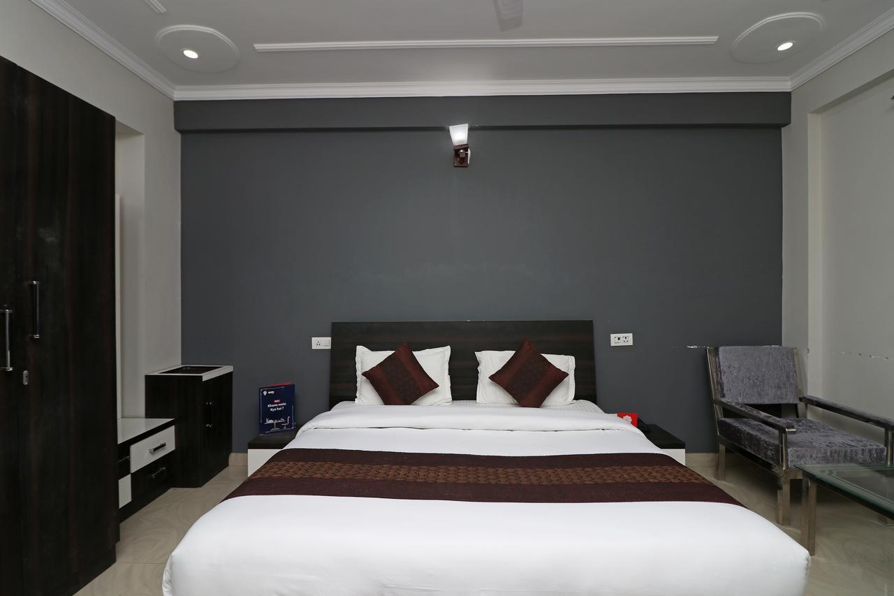 Oyo 11877 Royal Residency Hotel New Tehri ภายนอก รูปภาพ