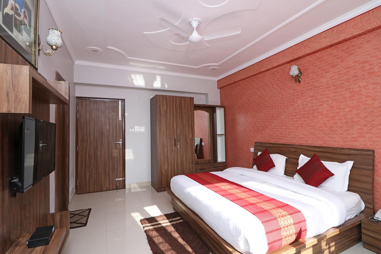 Oyo 11877 Royal Residency Hotel New Tehri ภายนอก รูปภาพ