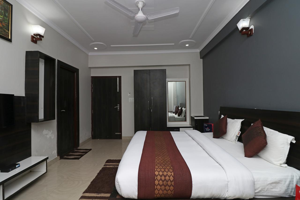 Oyo 11877 Royal Residency Hotel New Tehri ภายนอก รูปภาพ